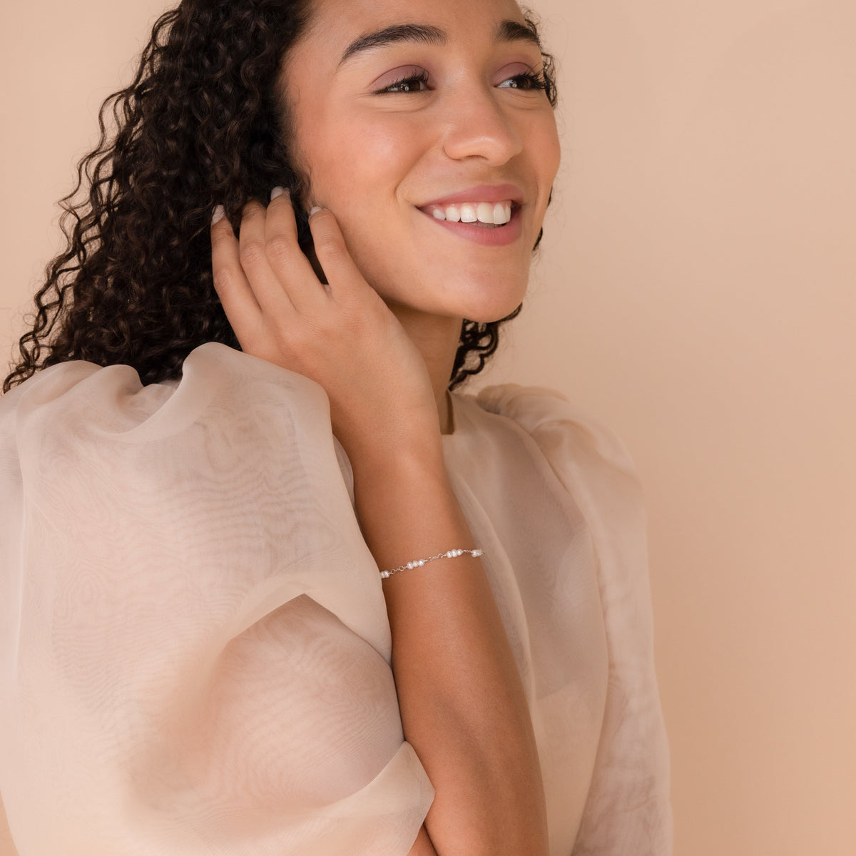 Hali Pearl Station Bracelet in Silver