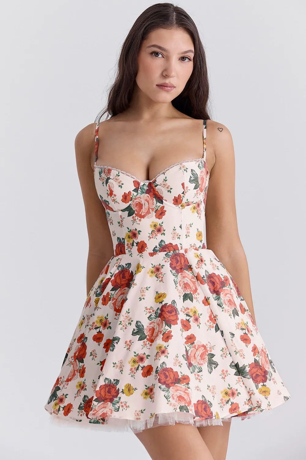 ELARA | Minikleid mit Herzausschnitt