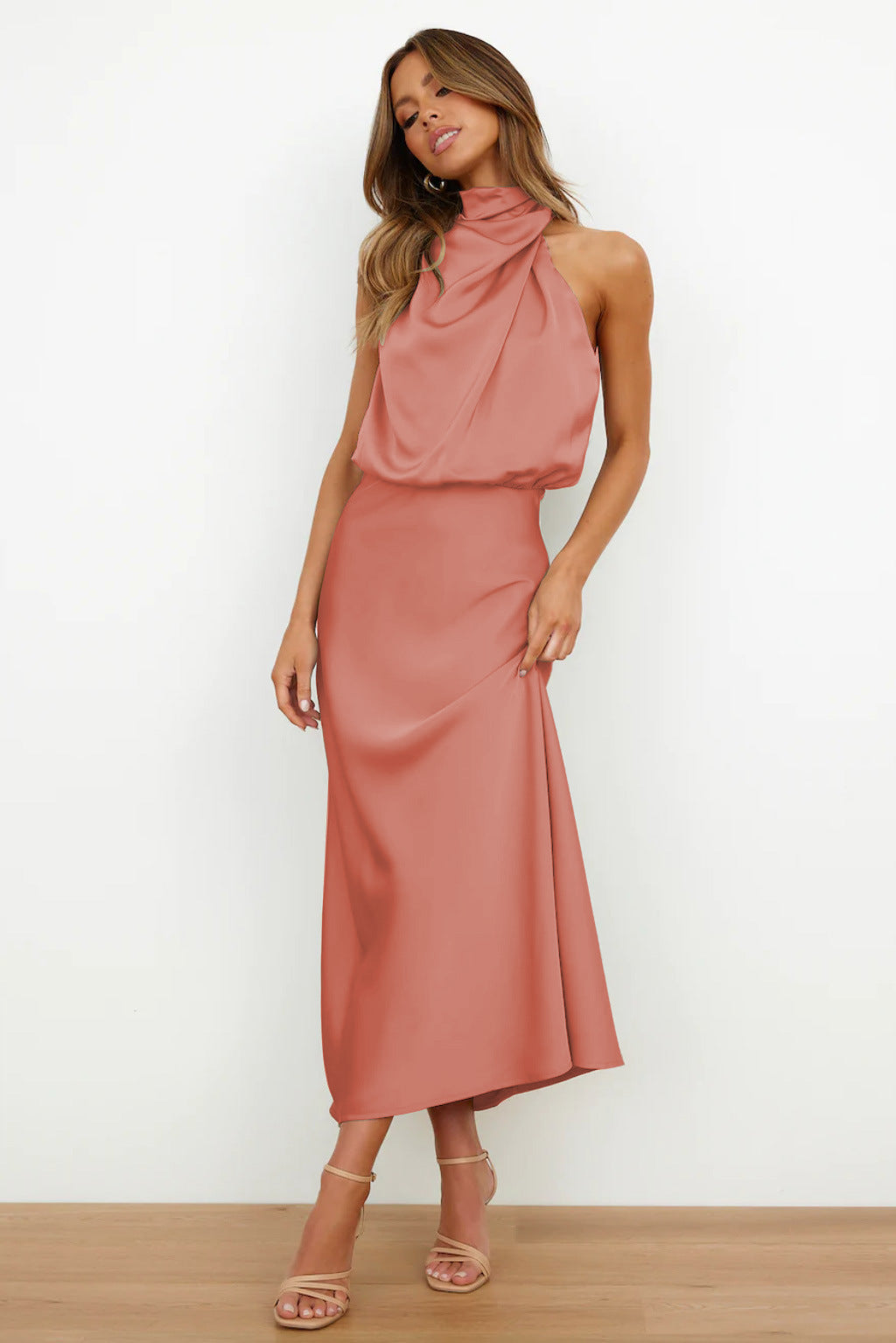 LARA | SATIN KLEID