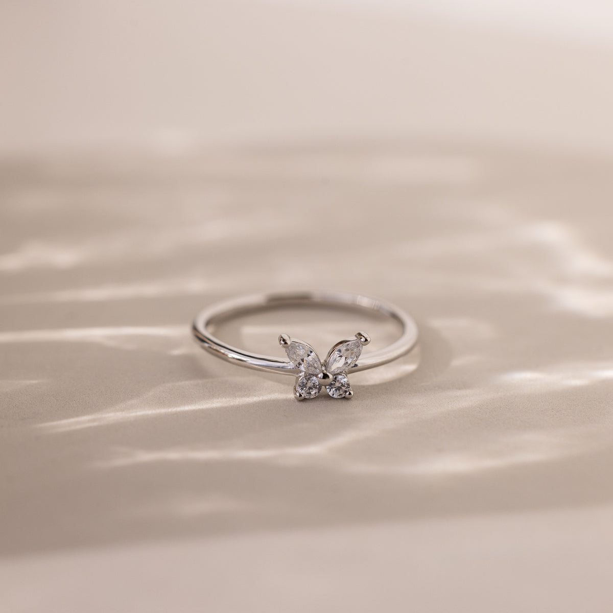 Mariposa Diamond Ring in Silver