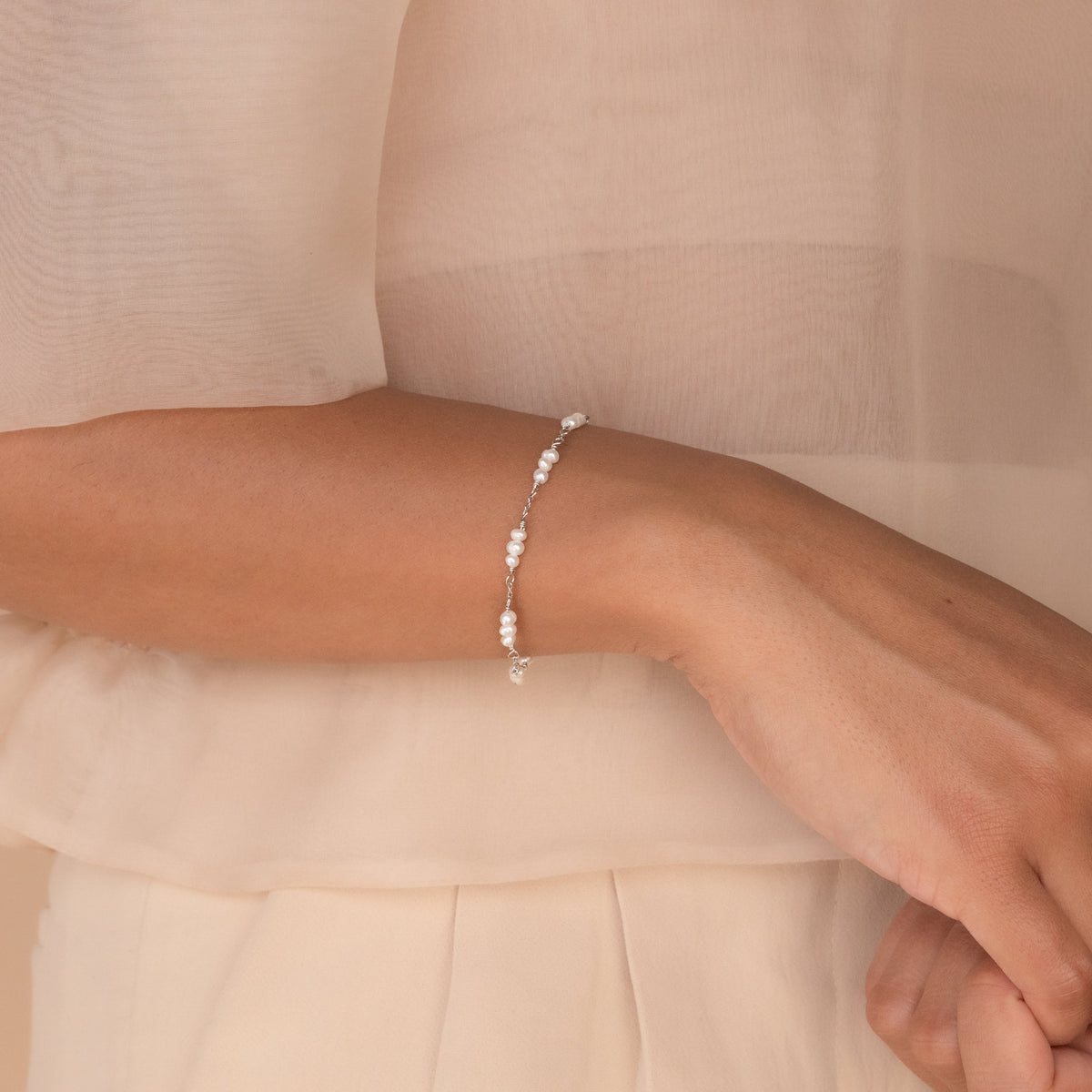Hali Pearl Station Bracelet in Silver