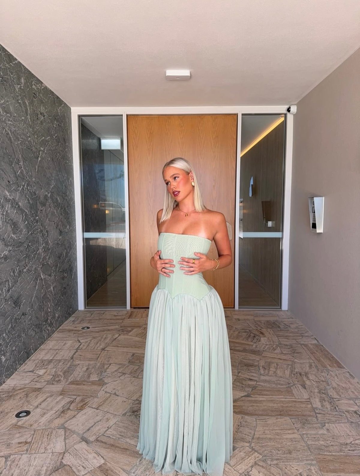 ARABELLA | Trägerloses Korsett-Maxikleid