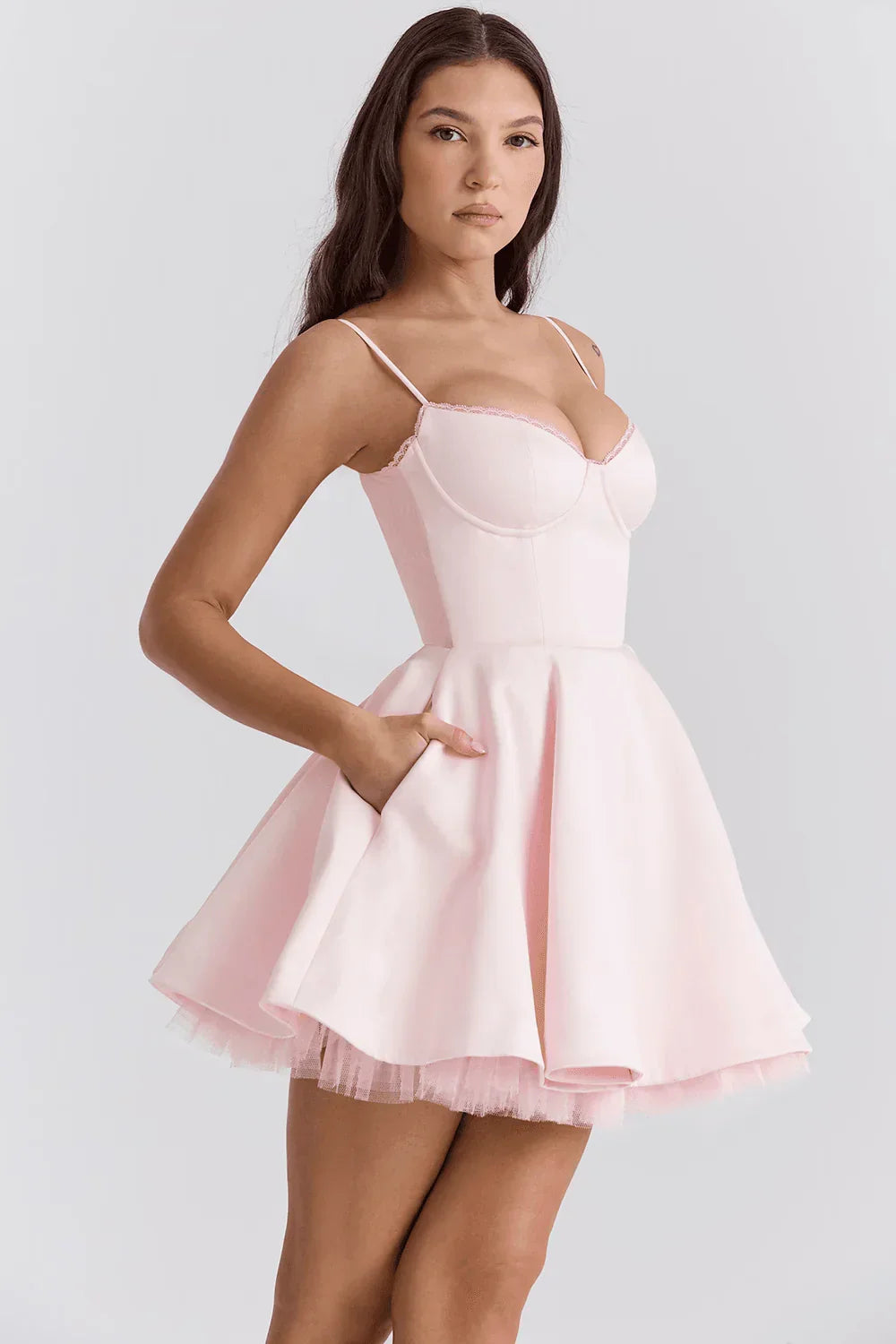 ELARA | Minikleid mit Herzausschnitt