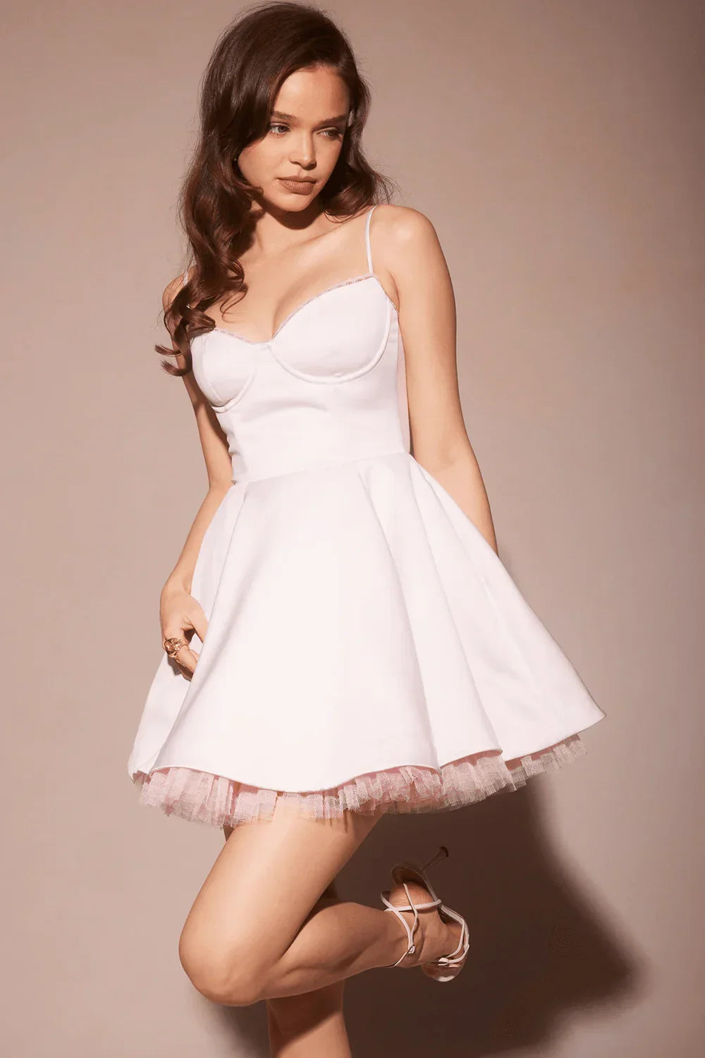ELARA | Minikleid mit Herzausschnitt