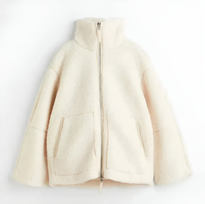 KAJA | Soft Teddy Mantel