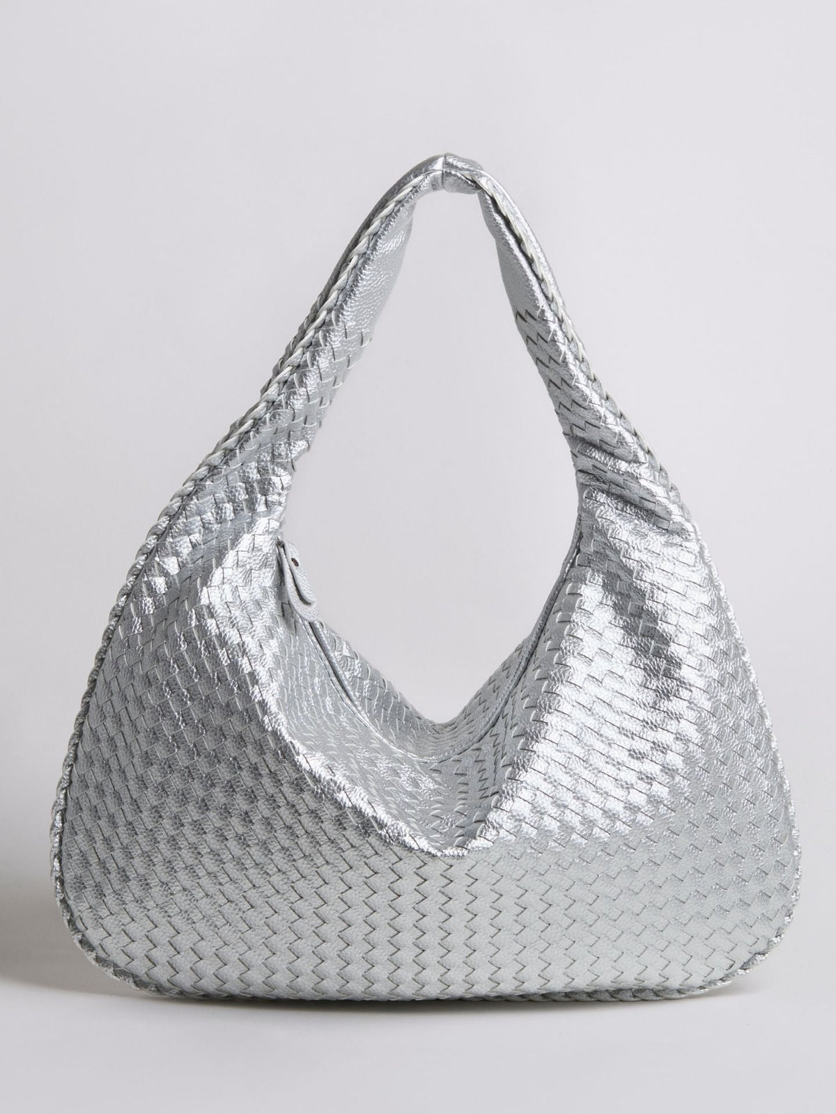 Alcée – Elegant Women’s Crossbody Bag with Woven Design
