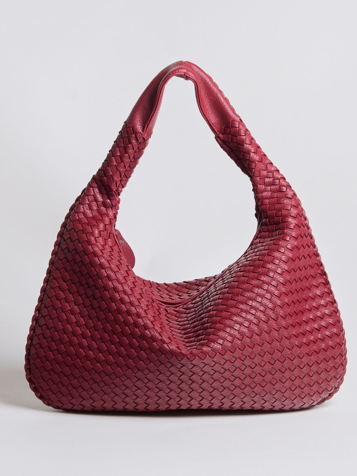 Alcée – Elegant Women’s Crossbody Bag with Woven Design