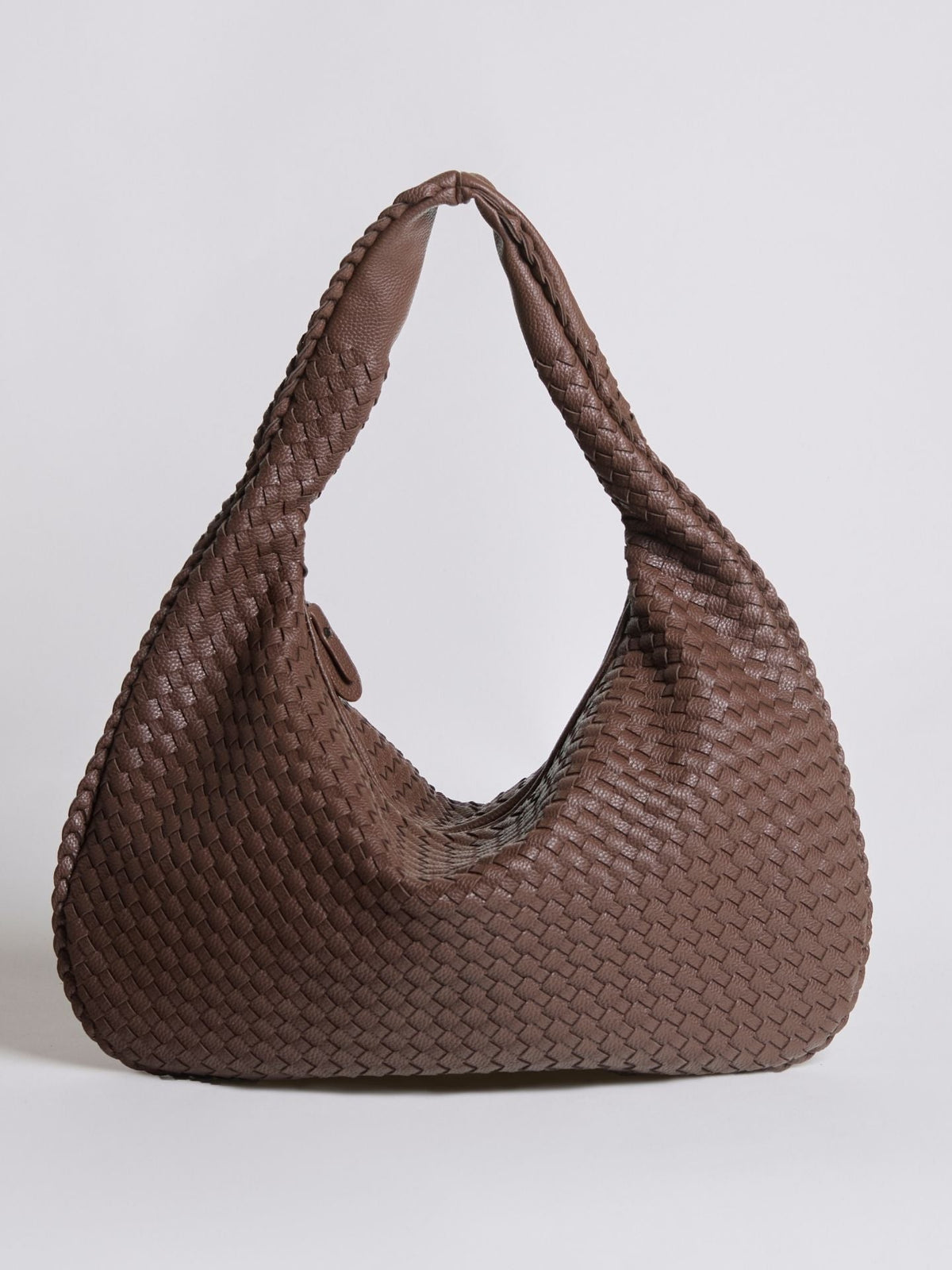 Alcée – Elegant Women’s Crossbody Bag with Woven Design