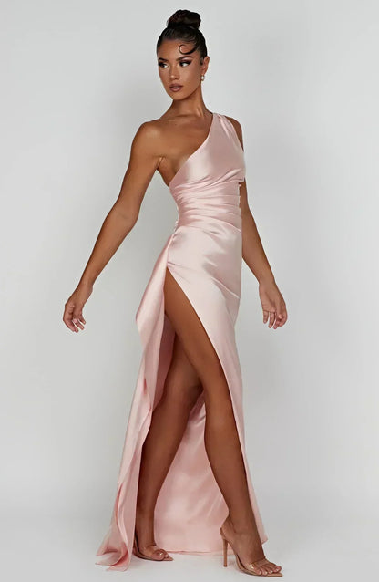 SARA | Elegantes One-Shoulder Maxikleid