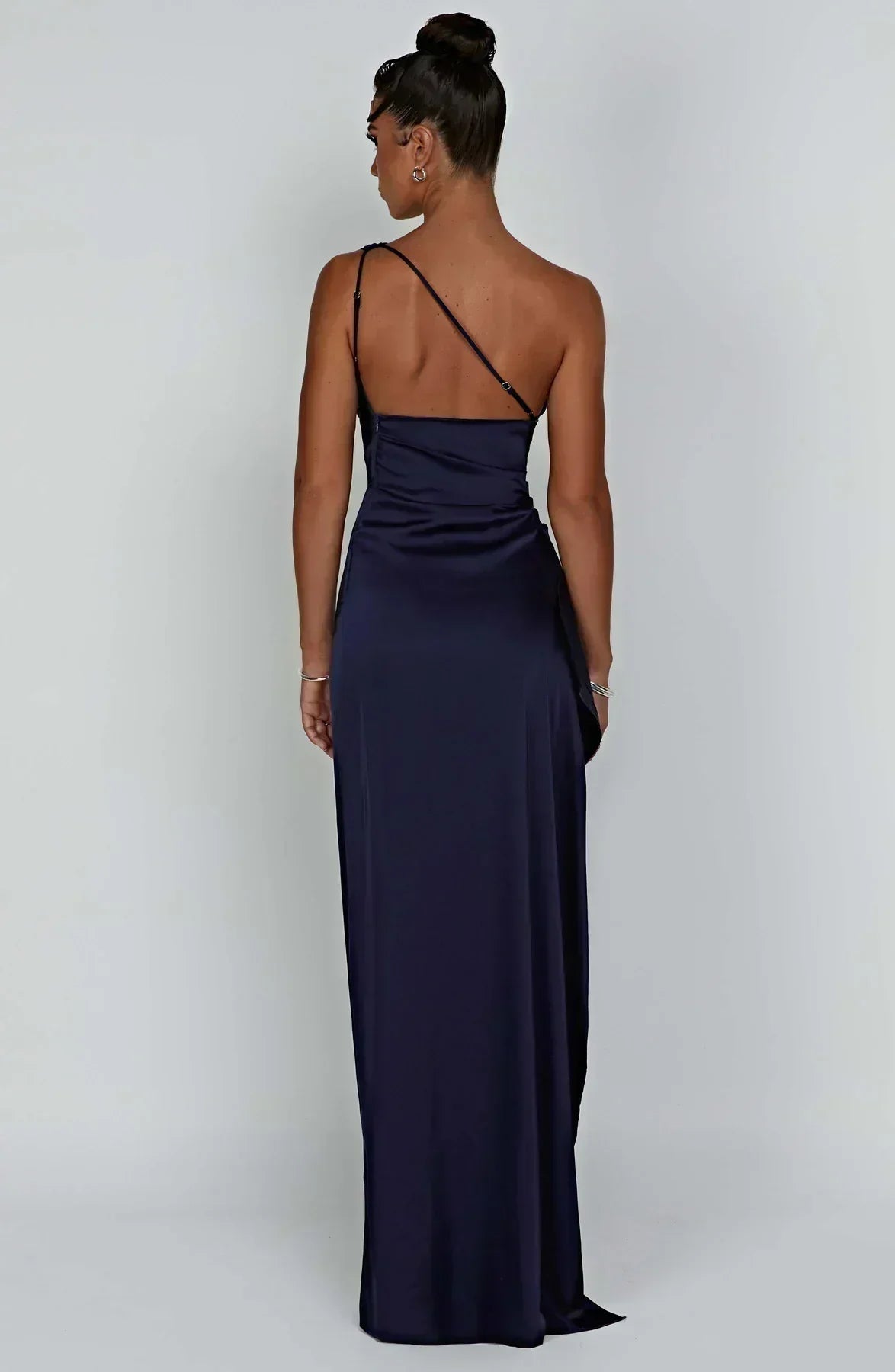 SARA | Elegantes One-Shoulder Maxikleid