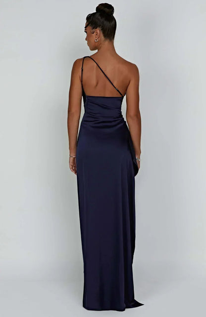 SARA | Elegantes One-Shoulder Maxikleid