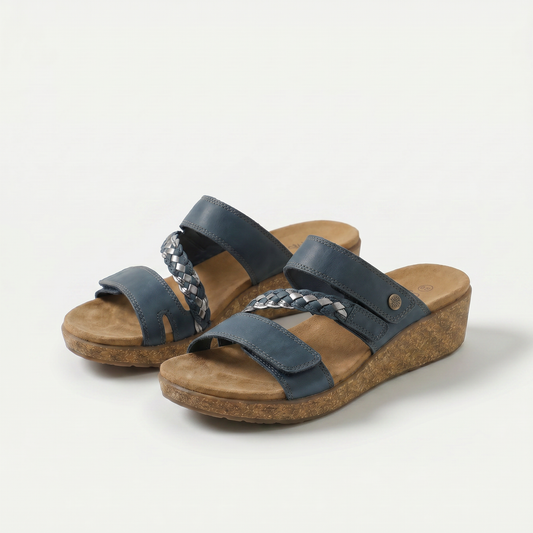 Carrie – Frische Eleganz in stilvollem Blau