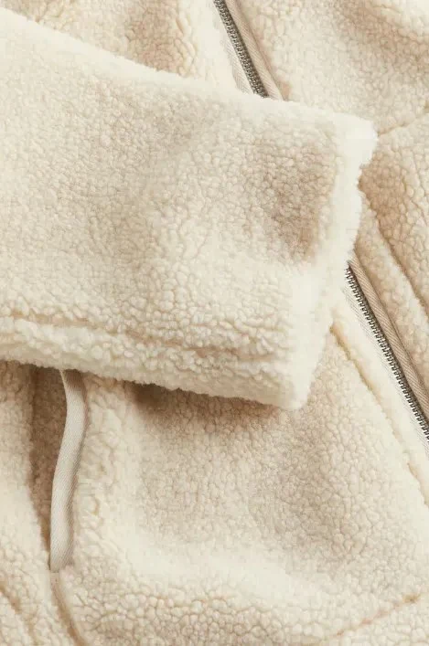 KAJA | Soft Teddy Mantel