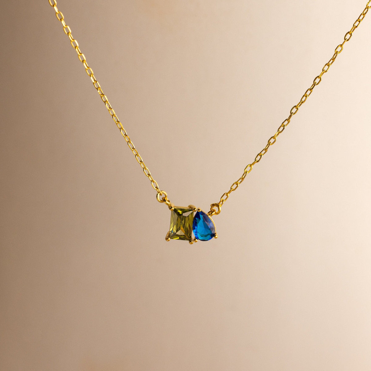 Toi et Moi Birthstone Necklace in 18K Gold