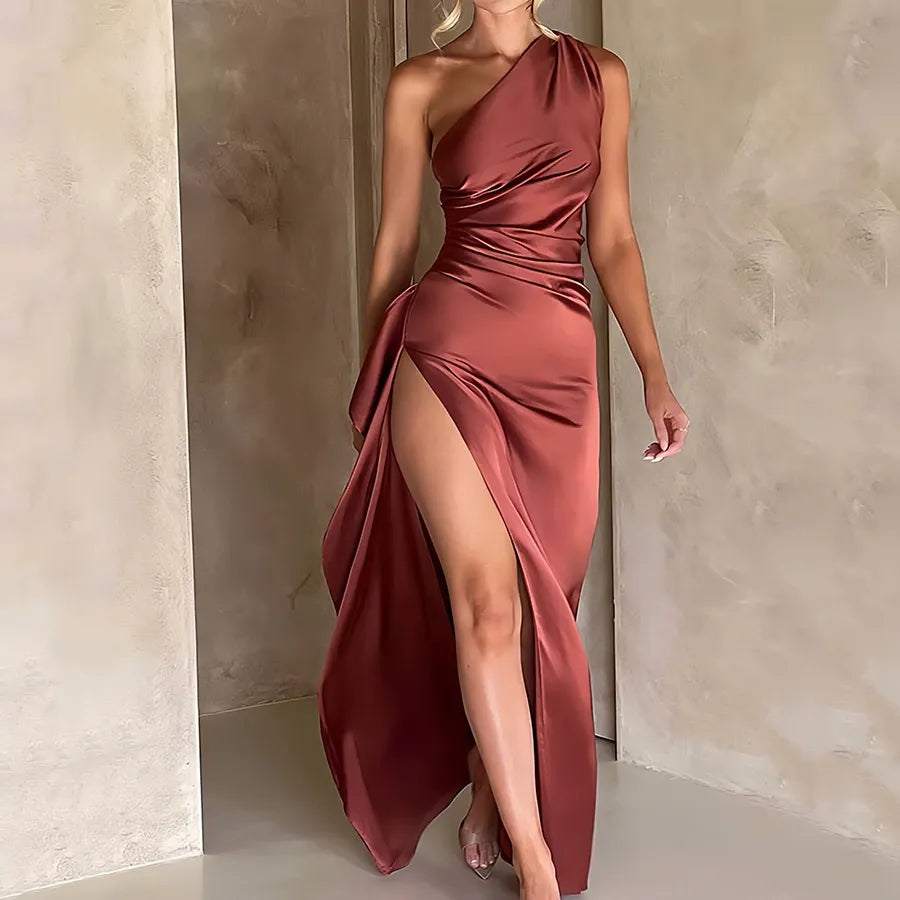 SARA | Elegantes One-Shoulder Maxikleid