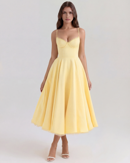 SELENE | Anmutiges Midikleid mit Feinen Trägern