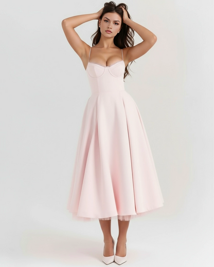 SELENE | Anmutiges Midikleid mit Feinen Trägern