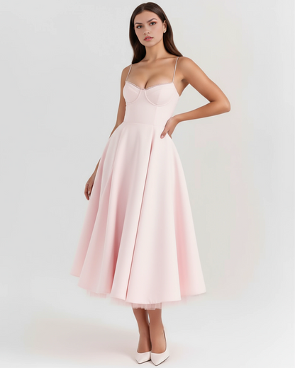 SELENE | Anmutiges Midikleid mit Feinen Trägern