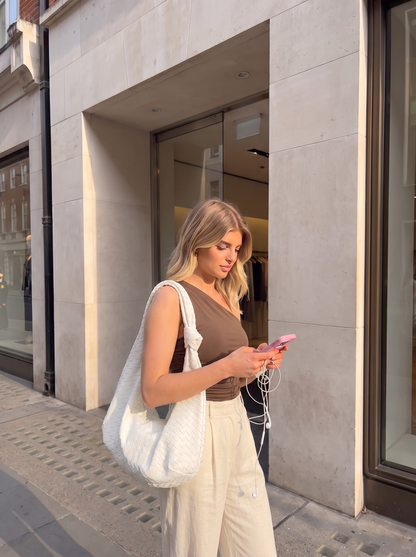 Briony Ärmelloses One-Shoulder-Top