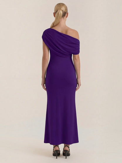 Candice Einschulter-Maxikleid