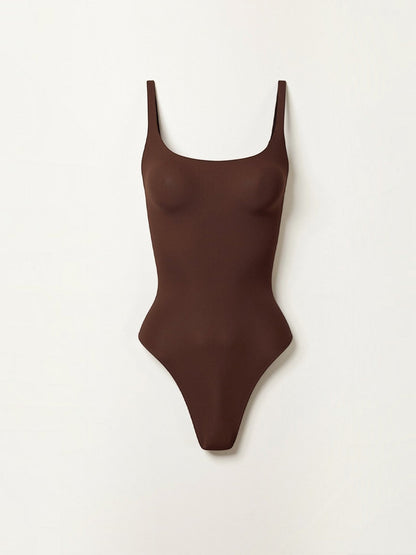 Core Sculpt Tief ausgeschnittener Tanga-Bodysuit