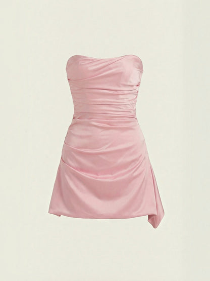 Genevieve Trägerloses Minikleid