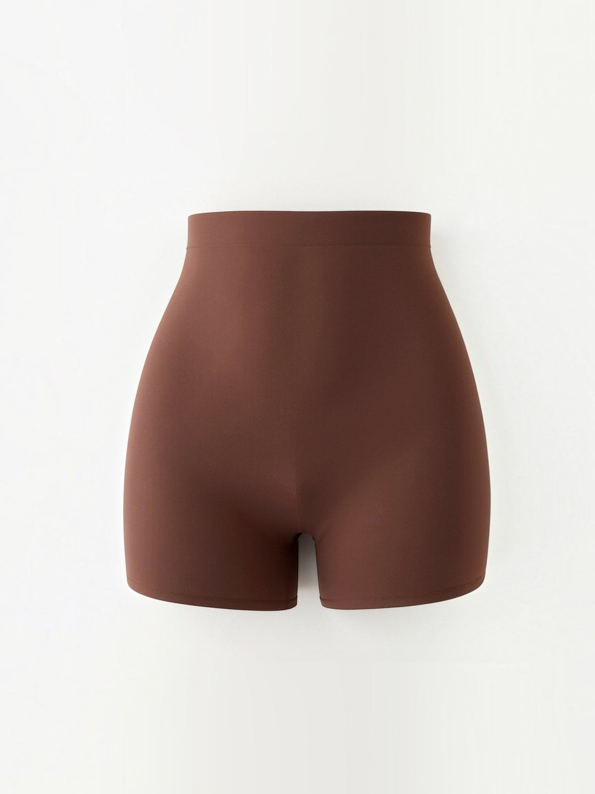 Nahtlose Shorts bis zur Mitte des Oberschenkels