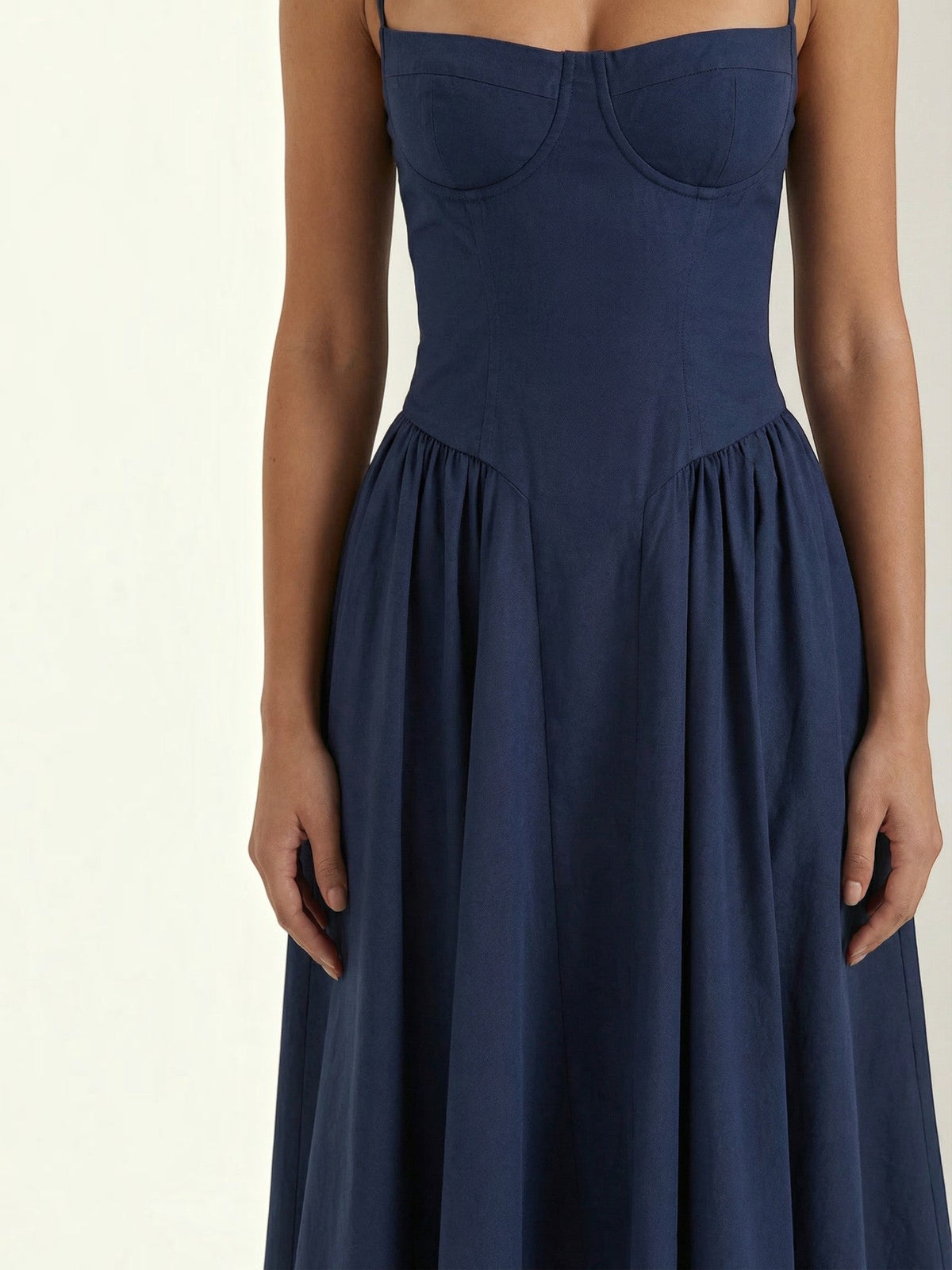 Odette Korsett-Midikleid