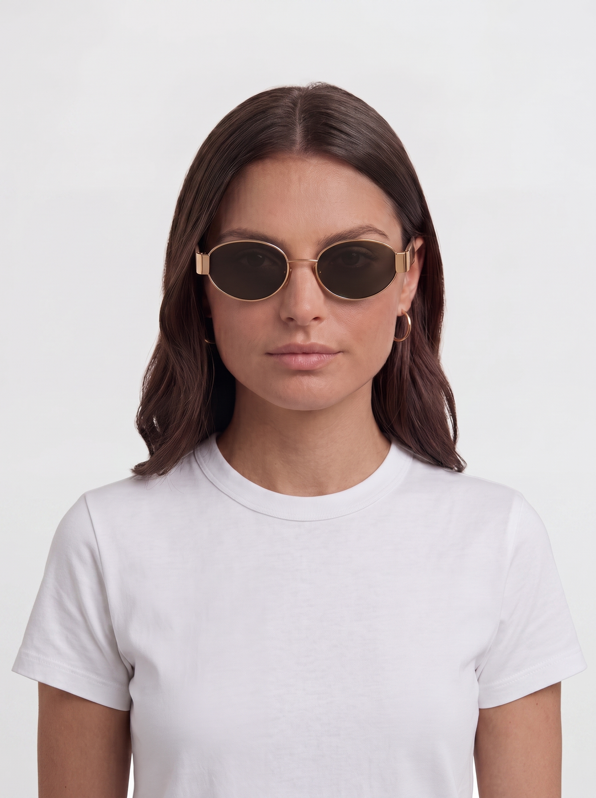 Ovale Sonnenbrille mit schmalem Metallrahmen